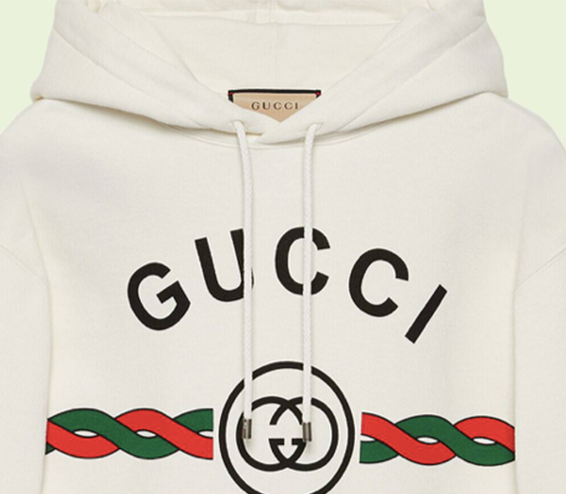Zoom sur le détail du logo présent sur un sweat authentique Gucci